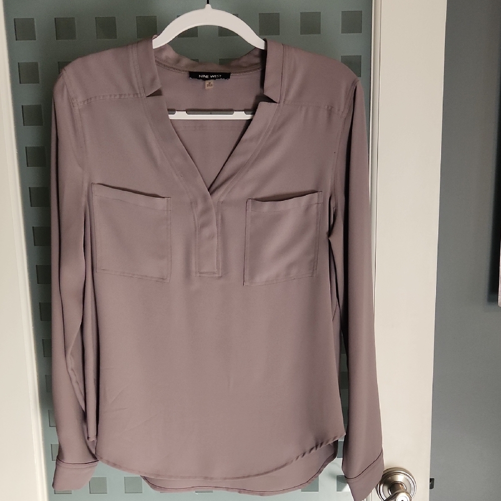 Nine West Women's Taupe Blouse (size M)